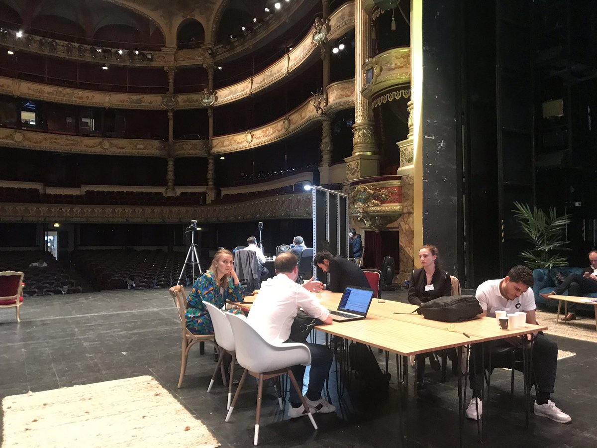 Clôture de la 1ère  journée de la <a href="/Frenchproptech/">The French Proptech</a> à l’Opèra Comédie Lorsque  #Culture #Innovation et #Ubanisme se rencontrent à #Montpellier ▶️des espaces coworking s’installent sur la scène , ici c’est #Montpellier @Saurel_P