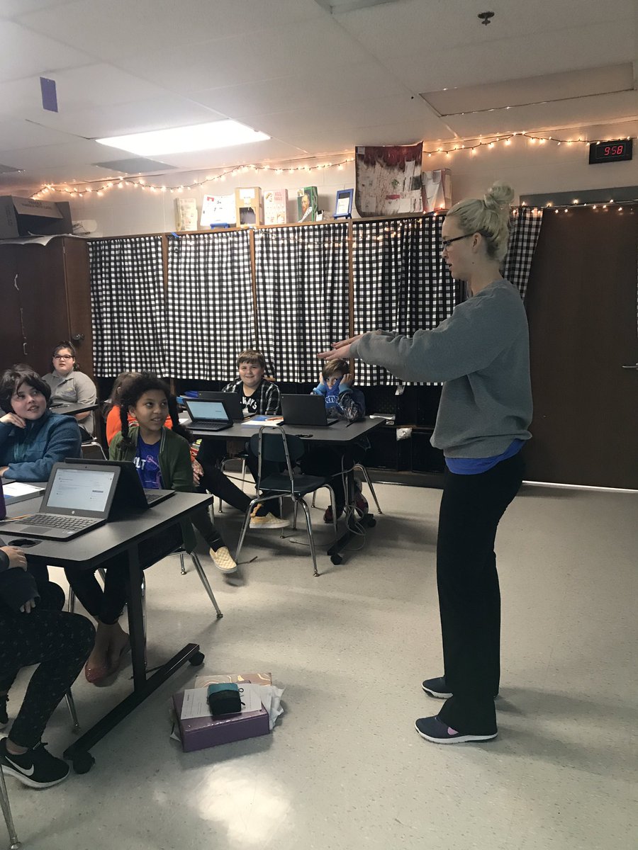 MrsPonchak's tweet photo. Ms. Morgan connecting social studies content to our argumentative letters. She might have compared Dr. Webb to a god in the hierarchy of importance. ๐คฃ#BeRoyal #persuademe #teamchallengers #dontbandodgeball #bandodgeball #lovecollabing https://t.co/eJG145v9pv