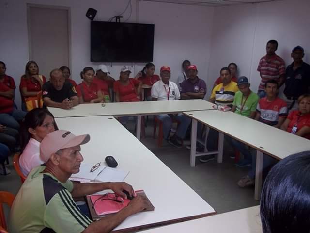 Realizada jornada de formación para los trabajadores de planta de la Z.E.E.S, en articulación con el INCES. <a href="/NicolasMaduro/">Nicolás Maduro</a> @psuvaristobulo <a href="/EdwinRojasM/">Edwin R</a> <a href="/karsanc/">karenly Sanchez N.</a>