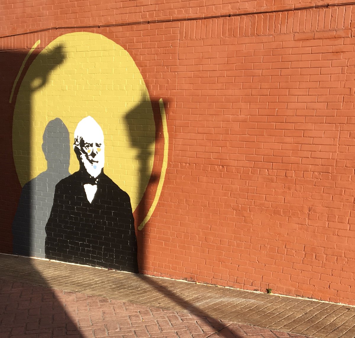 It’s was so beautifully sunny this morning and this new piece of artwork looked so lovely!