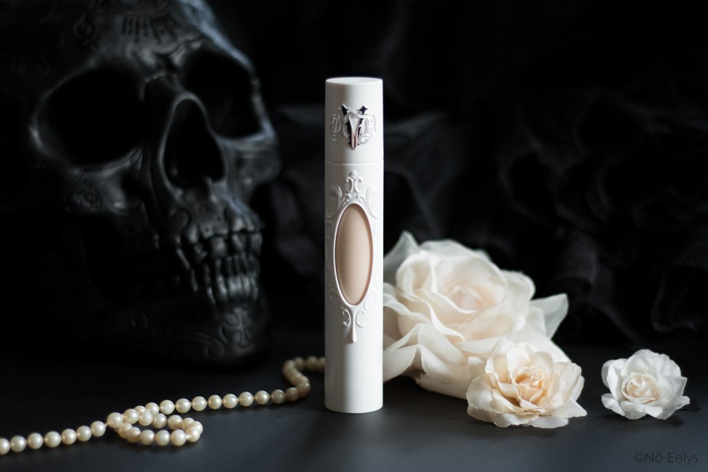 True Portrait by @KATVONDbeauty, a beautiful light-to-medium coverage matte foundation 🖤
More photos: bit.ly/KVDTruePortrai…

<a href="/Sephora/">Sephora</a> #katvondbeauty #sephora #killstar