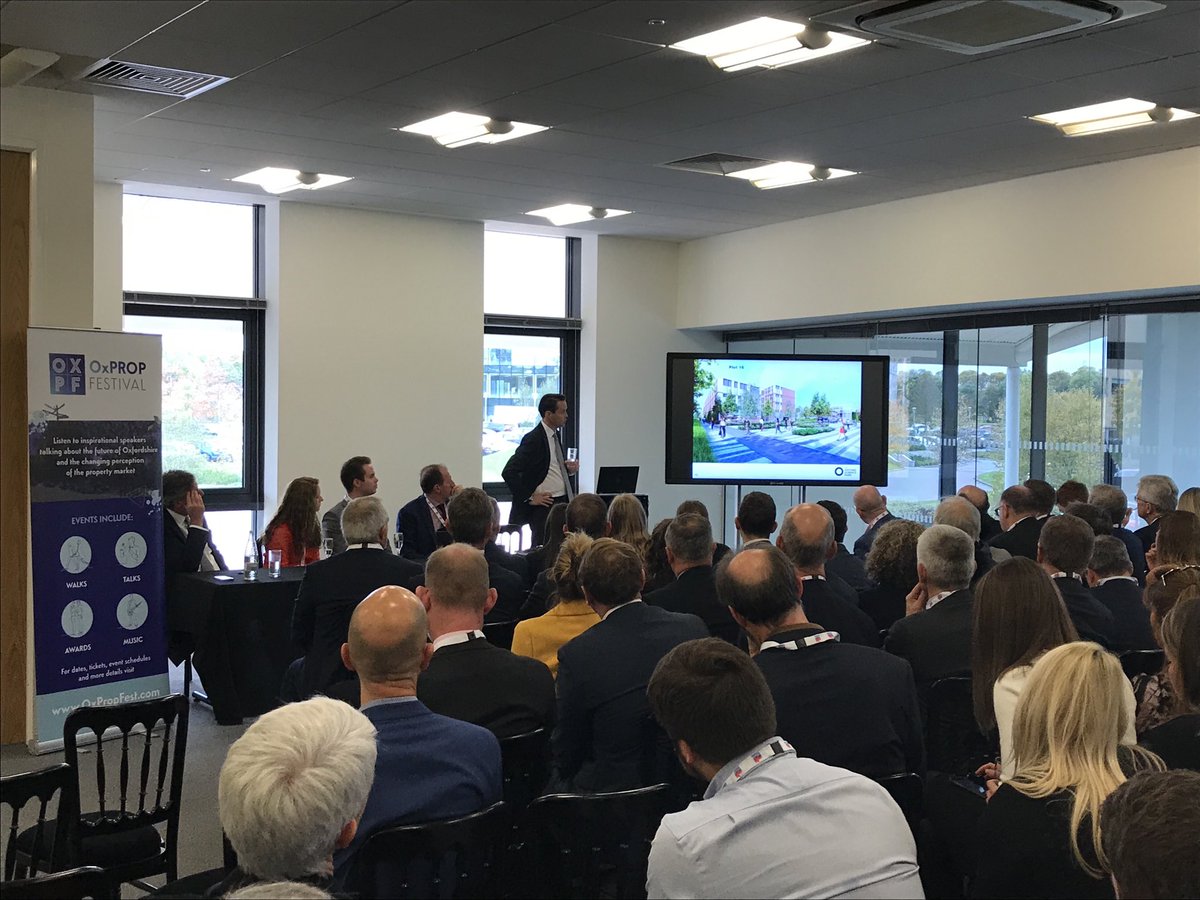 oxporridgeclub's tweet image. Thanks to ⁦@tvpf⁩ for #oxford social today ⁦@OxfordSciencePK⁩. ⁦@magdalenoxford⁩ Fantastic to hear the history of the park and future developments #plot16 #plot18 ⁦@SoOxSciVillage⁩ #networking #lifescience #innovation