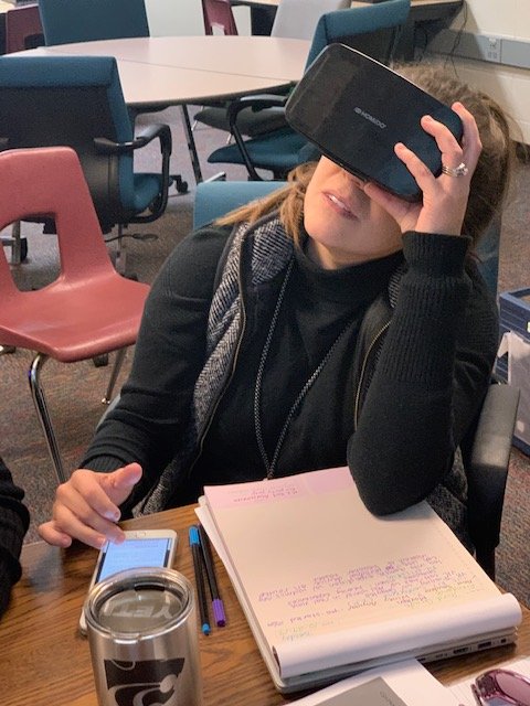 Smartiesn2nd's tweet photo. Great PD today around VR and Google Expedition with @NickyAcevedo and @TierneyEd ! Can't wait to get started! @CVschoolofInq https://t.co/YV28I16h3J