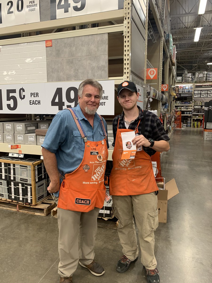 Store Manager Lee Davis handing out Milestone awards from the Homer Awards at 813 <a href="/LeeDavi96298860/">LeeDavis</a> <a href="/BrendaBoykin11/">Brenda Boykin</a> @Kevinsm302 <a href="/HomeDepot_0813/">Home Depot Chantilly</a>