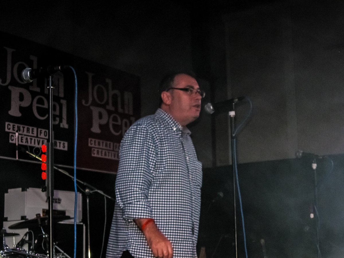 RochelleK1994's tweet photo. Stephen Foster's Secret Gig 2019 (24/10/2019) 2

#photography #photographer #britishphotographer #photographyisart #gigphotography #bbcsuffolk #thequoexperience #statusquo #tributeband #johnpeelcentre #stowmarket #suffolk @BBCSuffolk @StephenFoz @JohnPeelCentre @QuoExperience https://t.co/uIsTWsKR5i