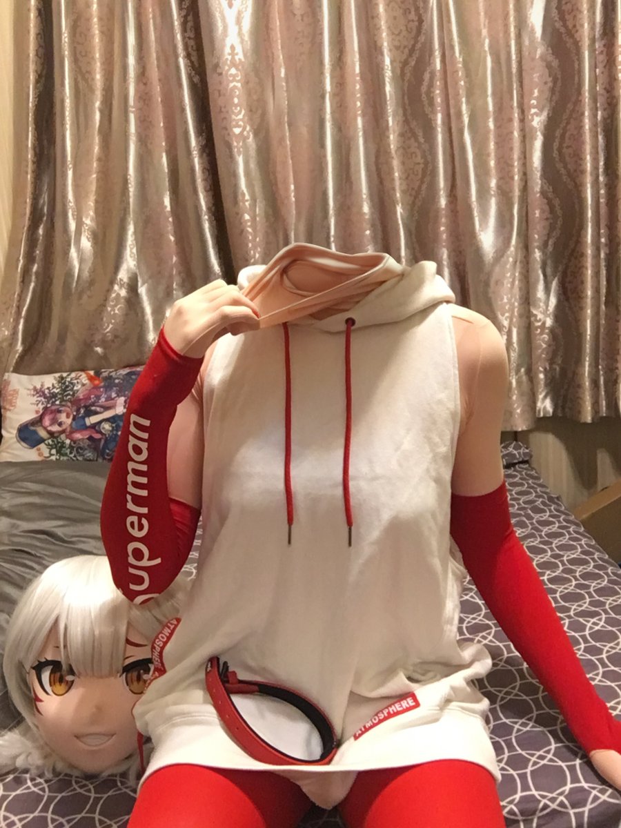 trevor25527766's tweet image. 总是被问是男是女，说了多少次了！里面没有人！！非要我脱了给你们看吗？NOBODY INSIDE!!
PS:Happy Halloween！！🎃🎃🎃