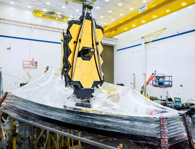 AETBoficial's tweet photo. 🔭🛰¡TELESCOPIO ESPACIAL JAMES WEBB!🛰🔭
El telescopio espacial James Webb de la NASA ha alcanzado un hito importante con una prueba exitosa del escudo solar de la nave espacial.
https://t.co/2GMH03Ey2k
#NASA #JWST #AETB #Space #CristoNuO #Telescopio #AstronomíaEnTuBolsillo https://t.co/ZWREU0IWaq