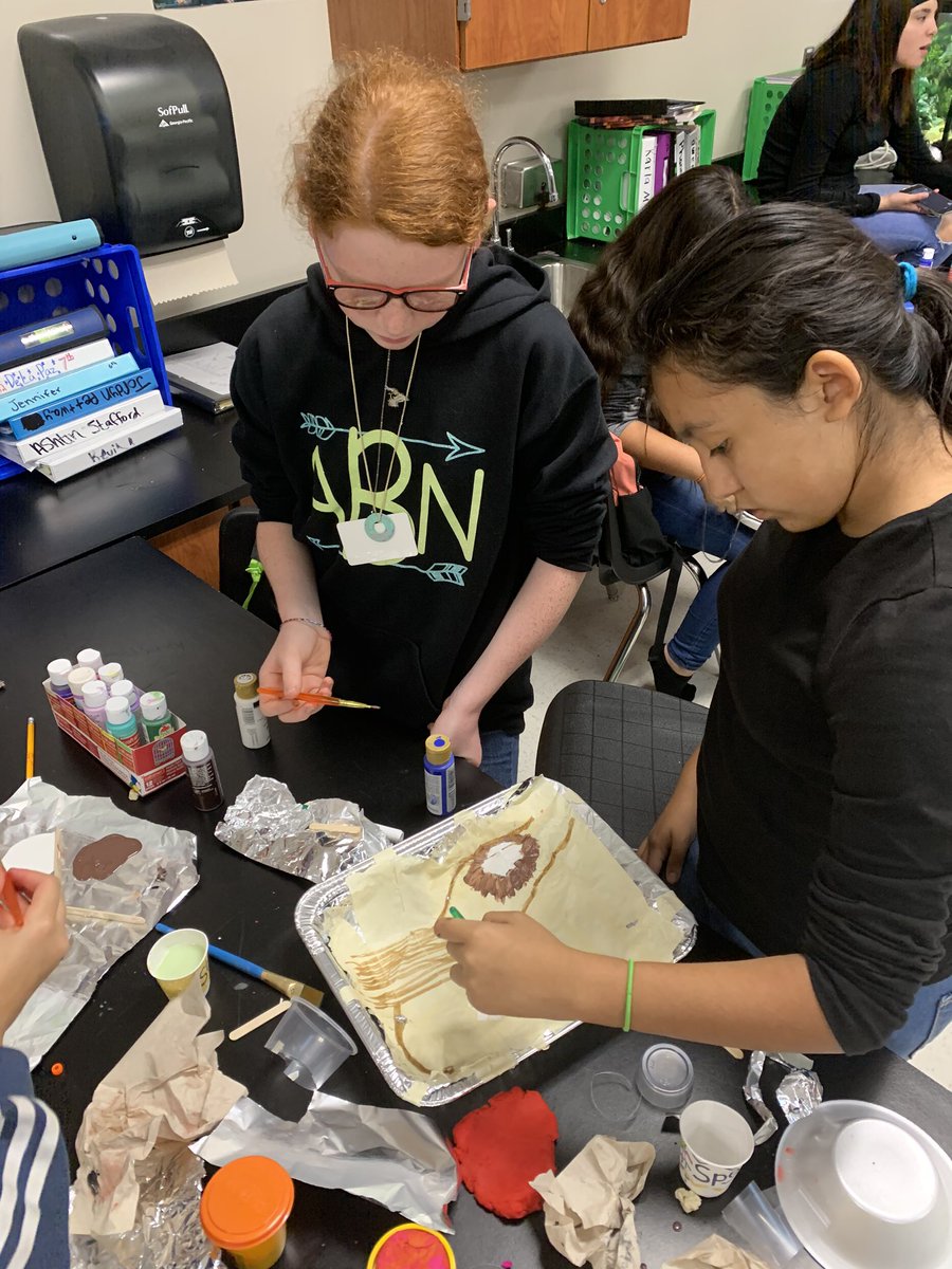 AJHScience's tweet image. 7th grade students building a watershed!!  #scienceisaverbinalvinisd @alvin_jh @AlvinISD_SCI