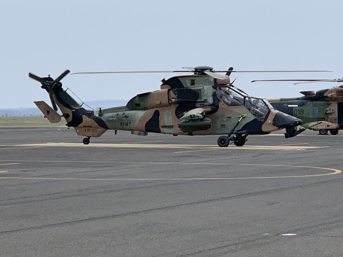 A small but important part of SAA is our Instructor Training Wing. Taking experiences operational pilots from the Regiments and training them to teach in the most dynamic class room anywhere! #mal #bloggs
