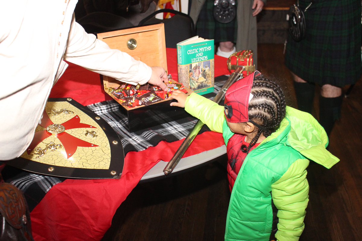 RiteCareNE's tweet photo. Wonderful evening at the Lincoln, Nebraska #ScottishRite #RiteCare Trunk or Treat Halloween! The children (and adults) had the best costumes and everyone had a fun evening! https://t.co/VGNYT4IMll