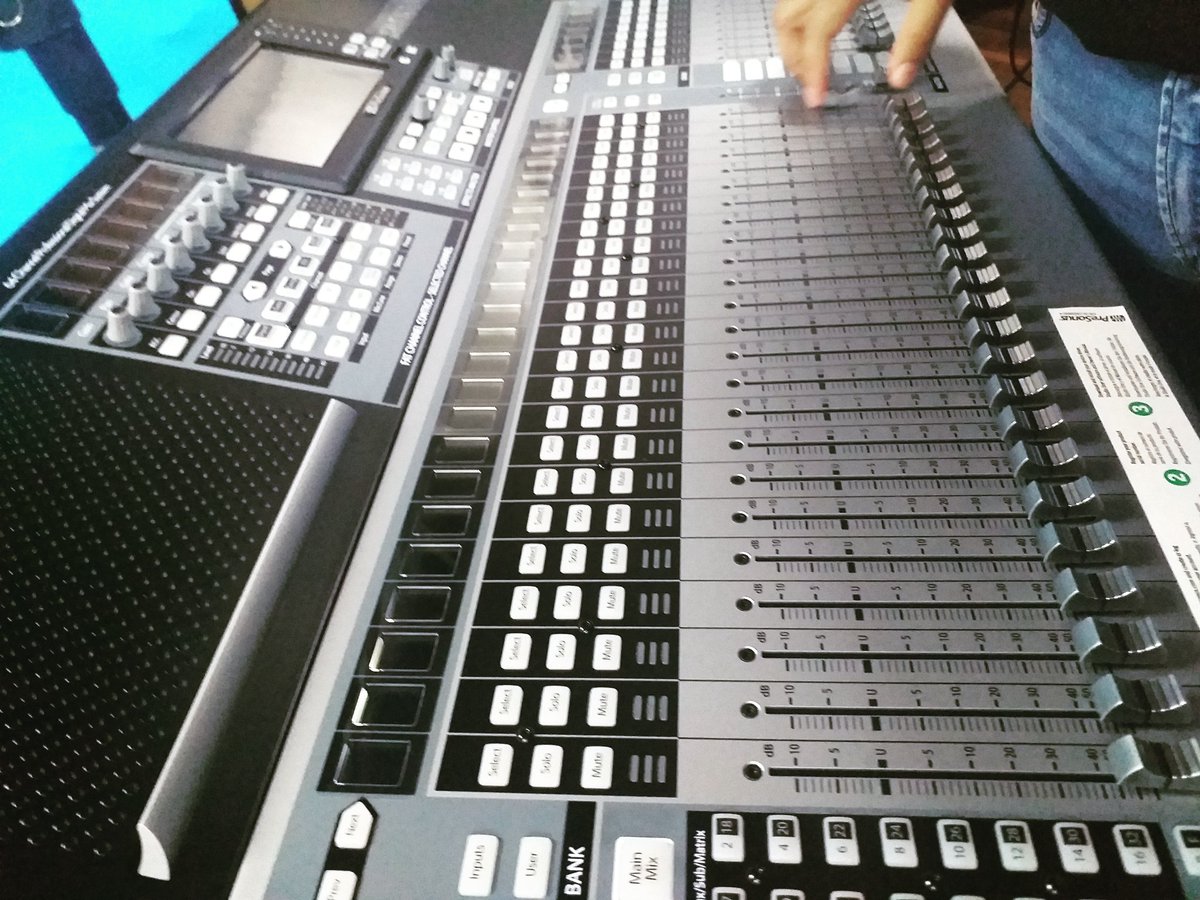 mathewsaudio's tweet photo. #Presonus #StudioLive #64S
#Mixer 🎚️ #sonotec #audio #music https://t.co/pnaO5uPiVa