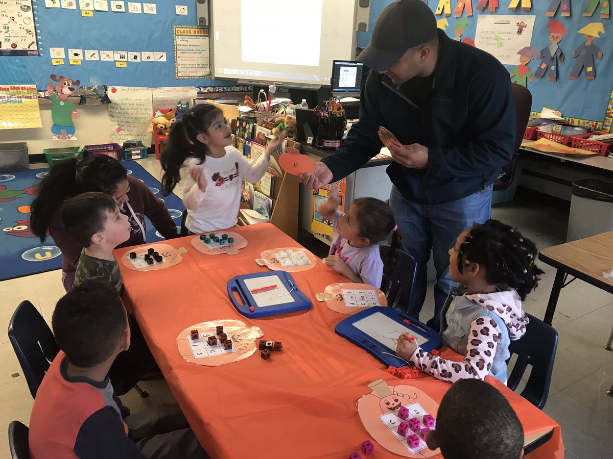 jbarca15's tweet photo. We had a great time at pumpkin centers today ! https://t.co/qs11pMwmE1