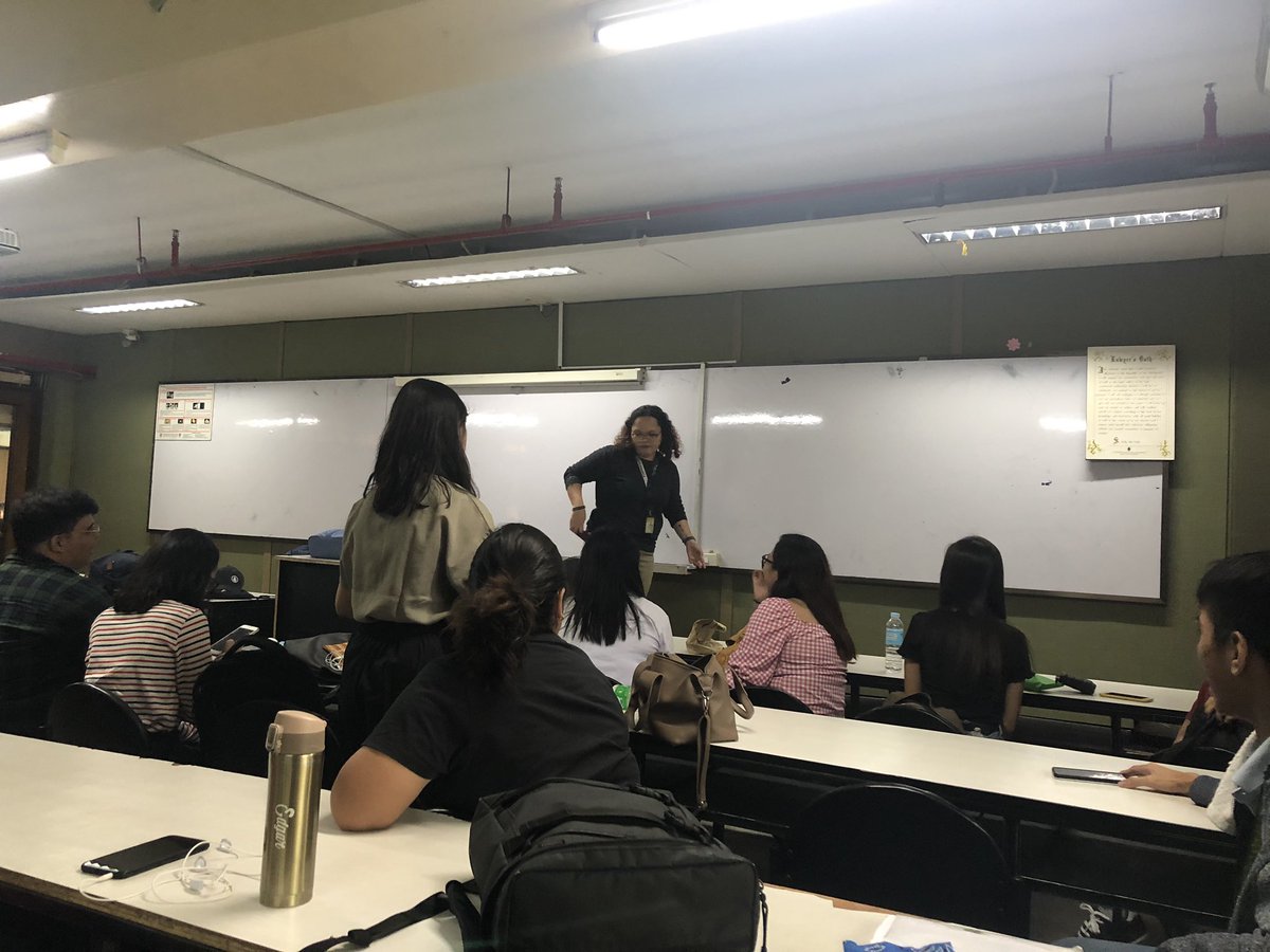 JohnMichaelOlay's tweet photo. Oy la joke ani! For the first time ni nako in my years of teaching. Nisod pa mo.
-Ms. Kay
😂😂😭😭
I love you Miss bwahaha #MAGIC12 https://t.co/lMiJoGPsnn