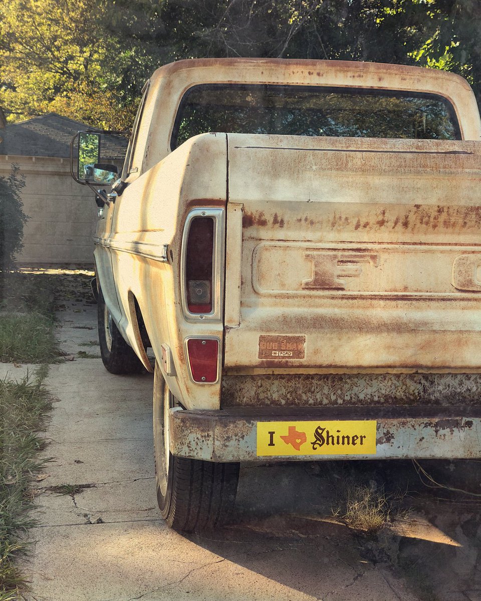 Shiner Beer tweet media