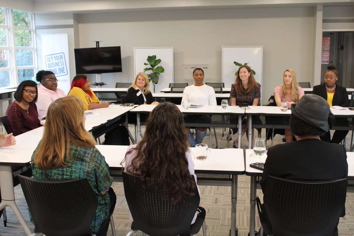BetoForSC's tweet photo. Enjoyed meeting the @wbcofsc and speaking w/ students &amp; faculty, many of whom are entrepreneurs. Women-owned businesses are a driver of economic growth, and we need to expand entrepreneurial centers like this to ensure people have access to capital to launch their own business. https://t.co/n8NKhwnrf3