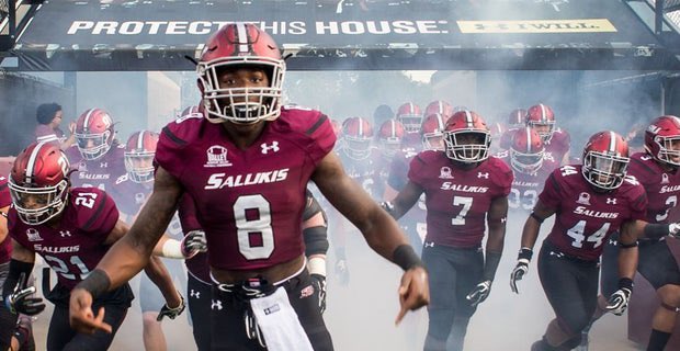 Zyon_walker57's tweet photo. Blessed to receive and offer from southern Illinois University🐾⚪️ #Salukis #UnleashTheDawg https://t.co/MksgrjSbju