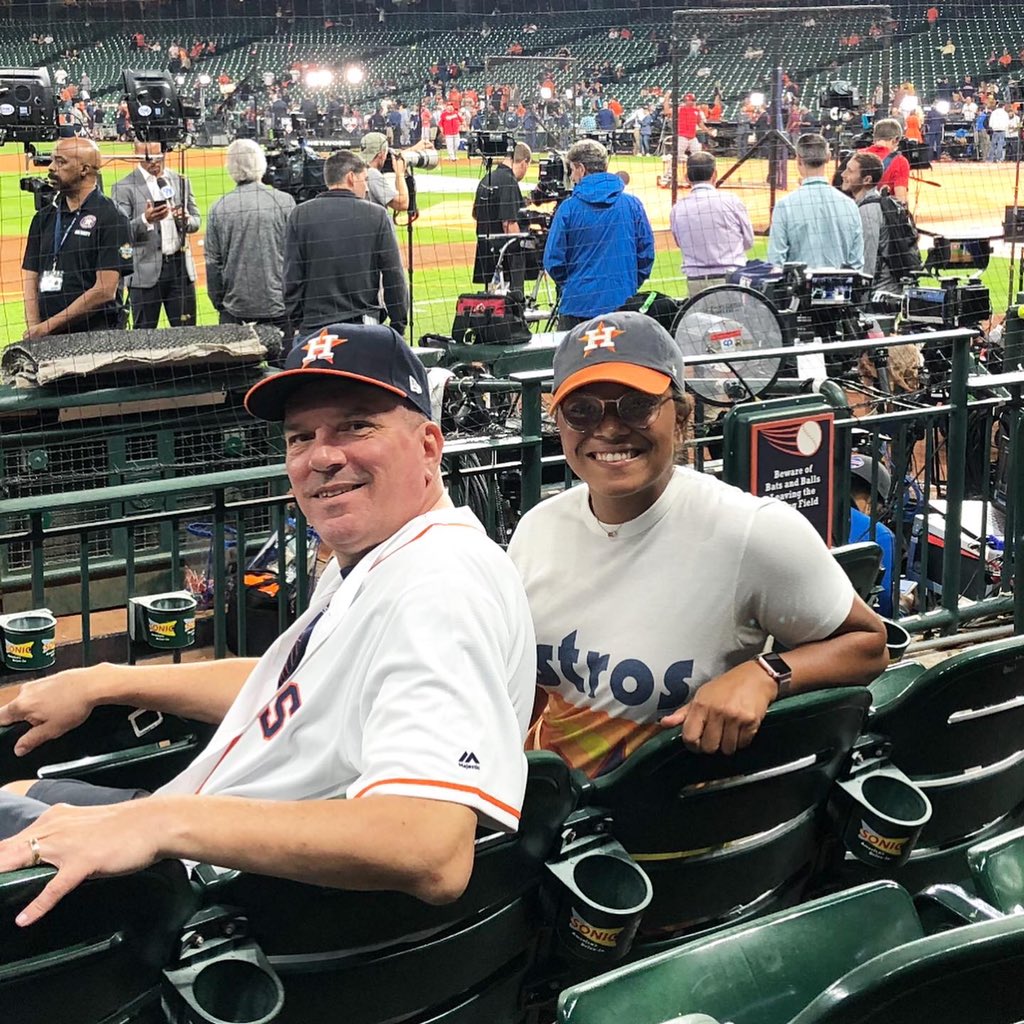 CoachParker__'s tweet photo. 2005 World Series >>> 2019 World Series 
Transformation Tuesday. 
No one else I’d rather spend Game 6 with! Love ya, pop! #TakeItBack https://t.co/fitO2gSZwL