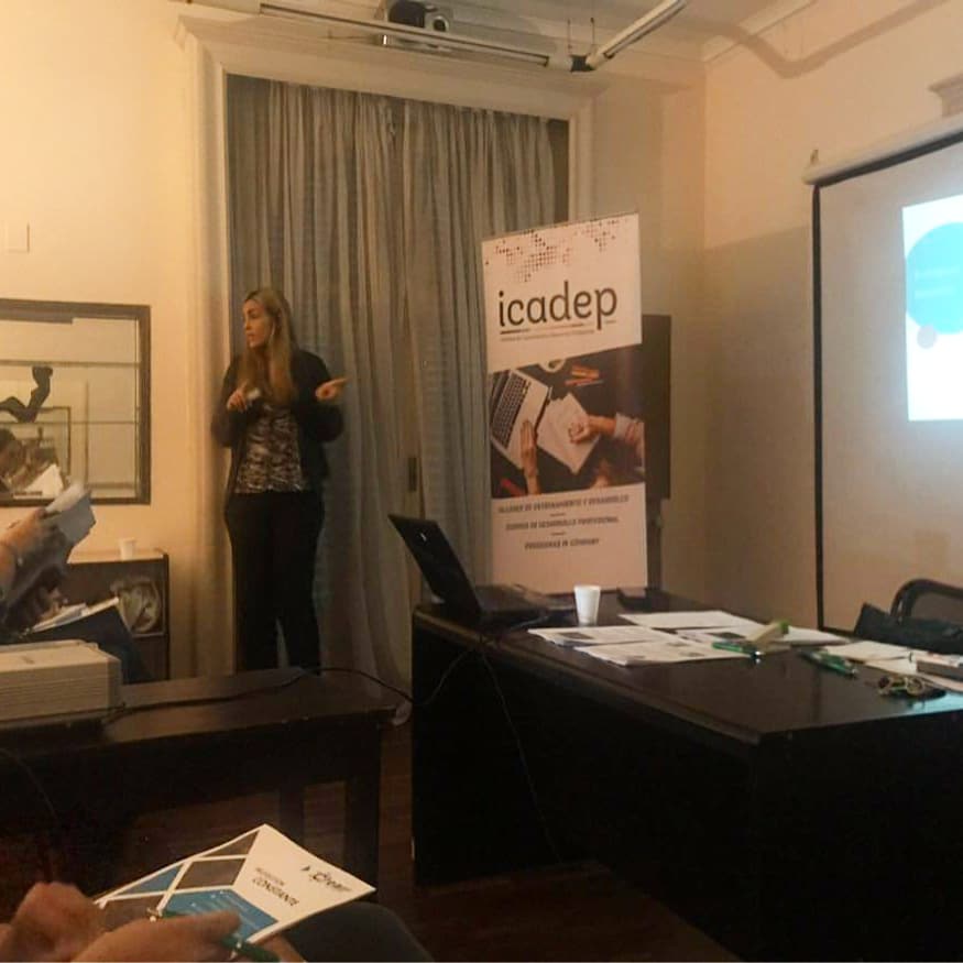 icadepuruguay's tweet photo. Ayer dimos inicio a una nueva #capacitación desde #ICADEP
En este caso, a través del WORKSHOP: POTENCIA TU INSTAGRAM a cargo de @LeticiaVivaP - Directora de @CREARcomunic
#instagram #marketingdigital #redessociales #rrss #socialmedia #communitymanager #comunicación #agencia https://t.co/1m3SDdQ8Mh