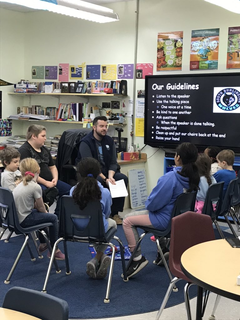 hrouelle's tweet photo. A powerful read to think about times when you feel one way inside, but people expect you to be different because of what’s on the outside. #RedACrayonsStory #BeWhoYouAre #Wolfpack Time #Chamberlin #RestorativeCircle https://t.co/ZLmiXsBmzp