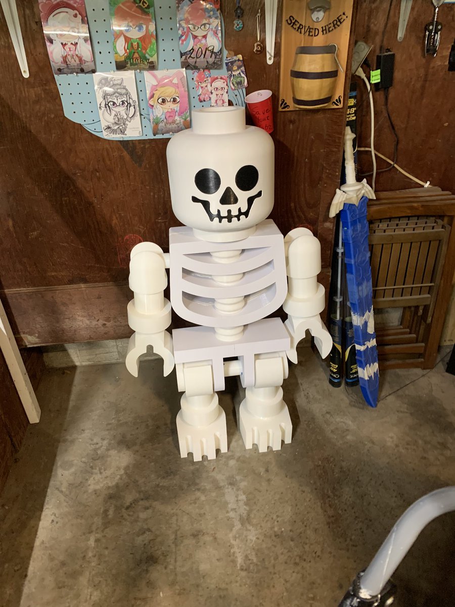 gmweed's tweet photo. It...is....done... #4footlegoskeleton https://t.co/RrcMIQuZIR