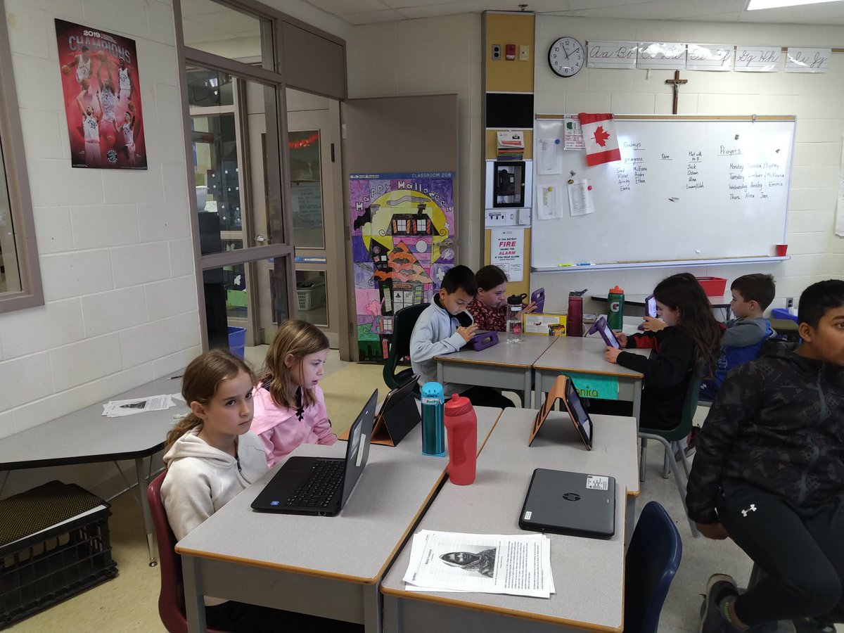 Grade4Lightning's tweet photo. We reviewed what we've been learning about angles by playing a Gameshow on @knowledgehook. https://t.co/sjxzu17FME