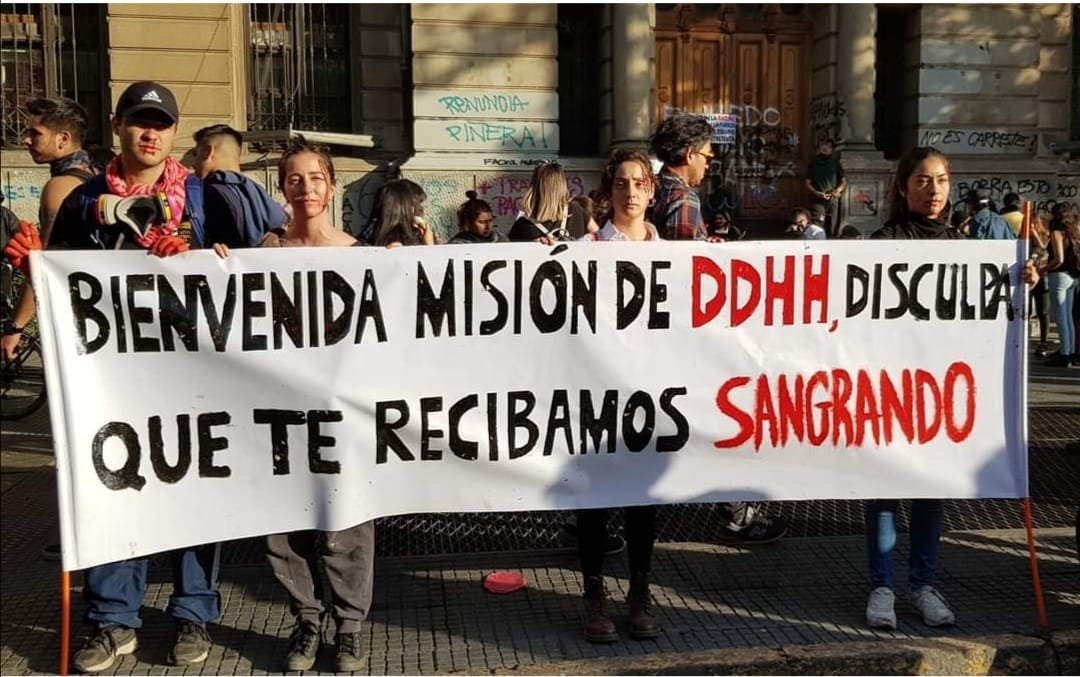 antropomemoria's tweet photo. PARA MI ESTE ES EL CARTEL MÁS ESTREMECEDOR que he visto en redes sociales. https://t.co/4MoawfAlg7