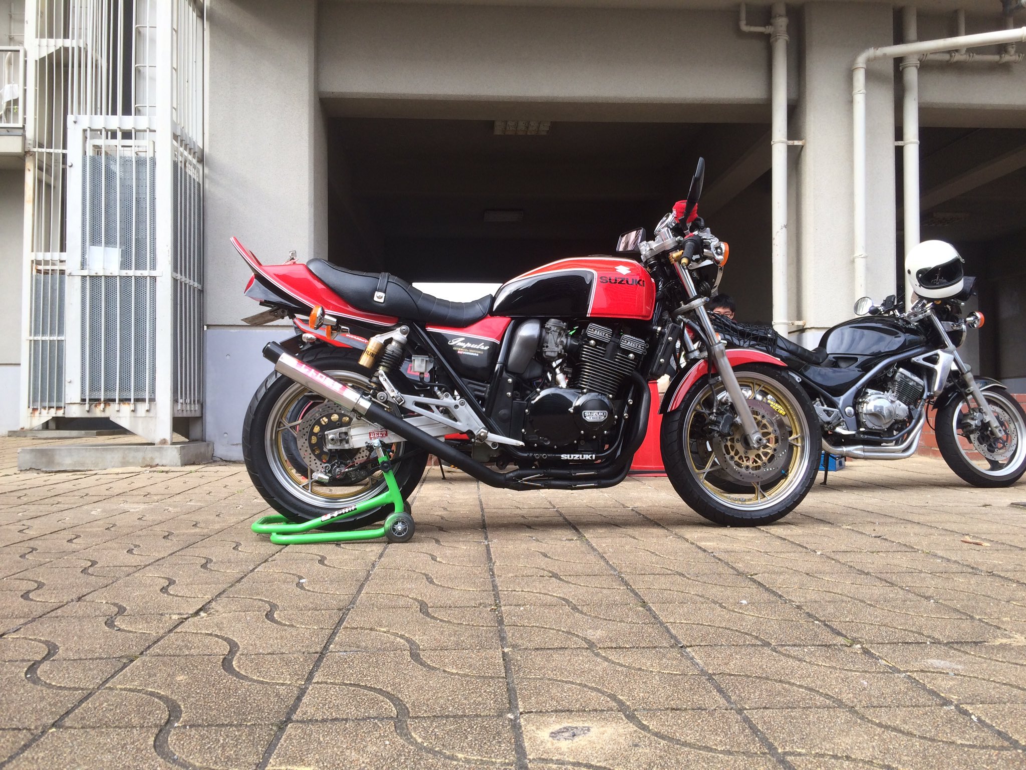 GSX400インパルス テールカウル 新品