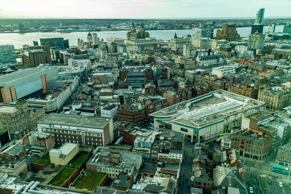 p_longfootphoto's tweet photo. I use my photography to show off my city to the World  Please check out the  'Liverpool' gallery. Prints from £ 3.50 
https://t.co/Sb8KKrMuTb 
#liverpoolphotographer #liverpool #merseyside #myliverpoolhome #photogifts #photoprints @LiverpoolTweeta @IndpndtLiv @Beau_Liverpool https://t.co/2NGY5mRnyK