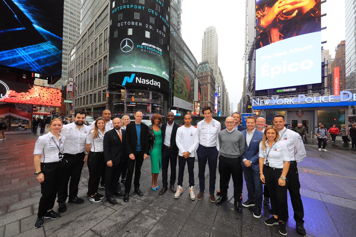 NasdaqExchange's tweet photo. Highlights from tonight's Mercedes-Benz Motorsport CEO Forum:

🏆 Inspiration from elite athletes @LewisHamilton, @MJGold &amp; @chrisfroome

💻 Lessons on cybersecurity strategy from @CrowdStrike's @George_Kurtz

🕶️ A look inside the @TommyHilfiger brand story

@MercedesAMGF1 https://t.co/ms7lSWYfOw