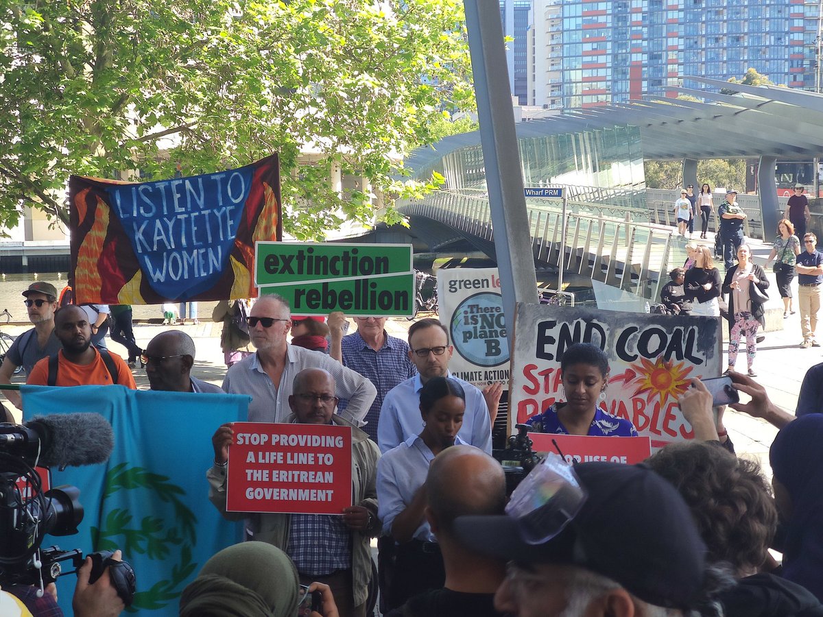 arielestrins's tweet image. Walla from Eritrean community talked about the injustices and false promises of mining corporations profiting in Eritrea, forced labour and slavery, creating refugees, particularly Dankali potash mine &amp;amp; Nevsun #blockadeIMARC