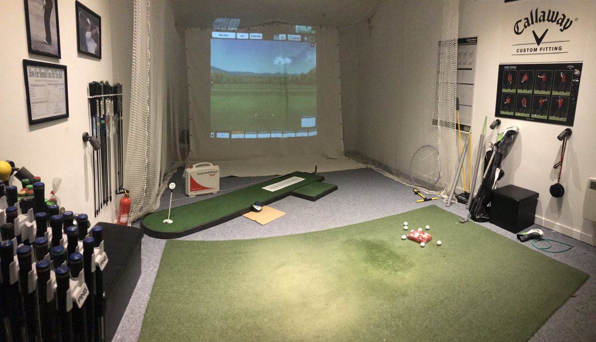 Mark28Allen's tweet photo. @golflessonsheff swing studio packed with top technology to help your game. #golf #winterimprovement #Sheffieldissuper https://t.co/Okmtx4GoIj