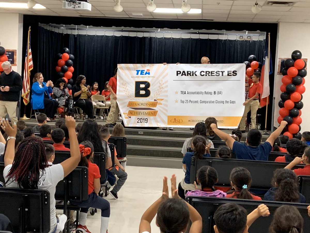 PCES_Panthers's tweet photo. Today we celebrated with pins, setting more goals and LOTS of dancing!!!  #MaketheGrade #ChooseParkCrest https://t.co/59RXxQiYj4