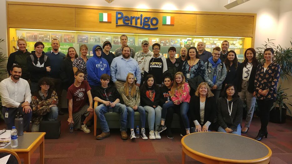 LauraFeffer's tweet image. Allegan Public Schools’ Bigs in Business Program has officially kicked off! Our students are matched with a mentor from Perrigo, Allegan’s largest employer. Double the matches means double the support 
&amp;amp; connections between school and community. #soarwitheagles #alleganadvantage