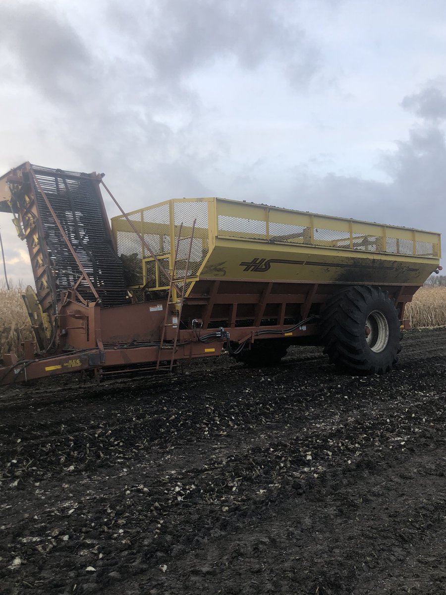 2013 H&amp;S 30 ton beet cart for sale, hydraulic drive, retweets appreciated DM for inquiries <a href="/GSchum95/">Grant Schumacher</a> <a href="/CrystalSugarCo/">Crystal Sugar Co.</a>