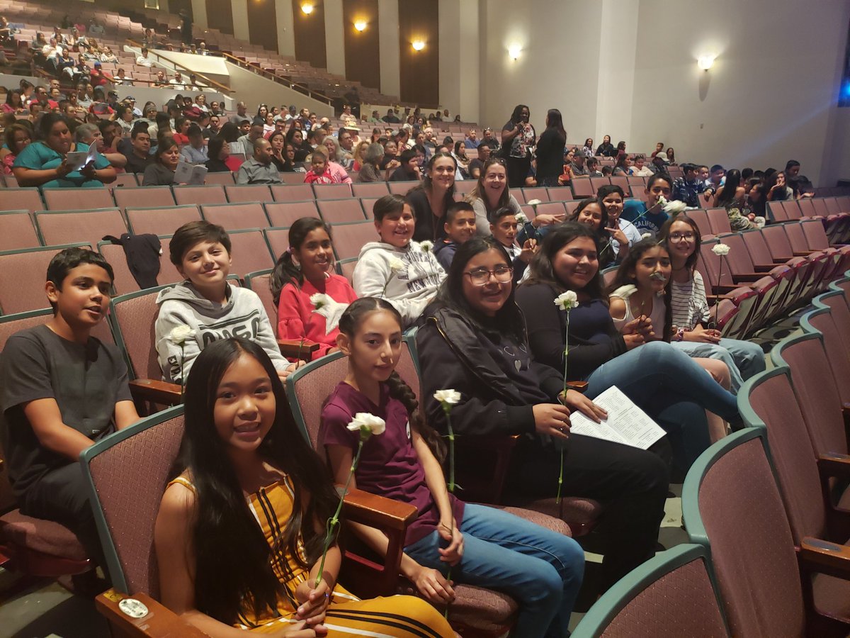 Congrats to our former Bears! Great job on the CAASPP last year! Thank you <a href="/myoungteach/">Megan Young</a> <a href="/TeacherCrossett/">Mrs. Crossett</a> @claum_29