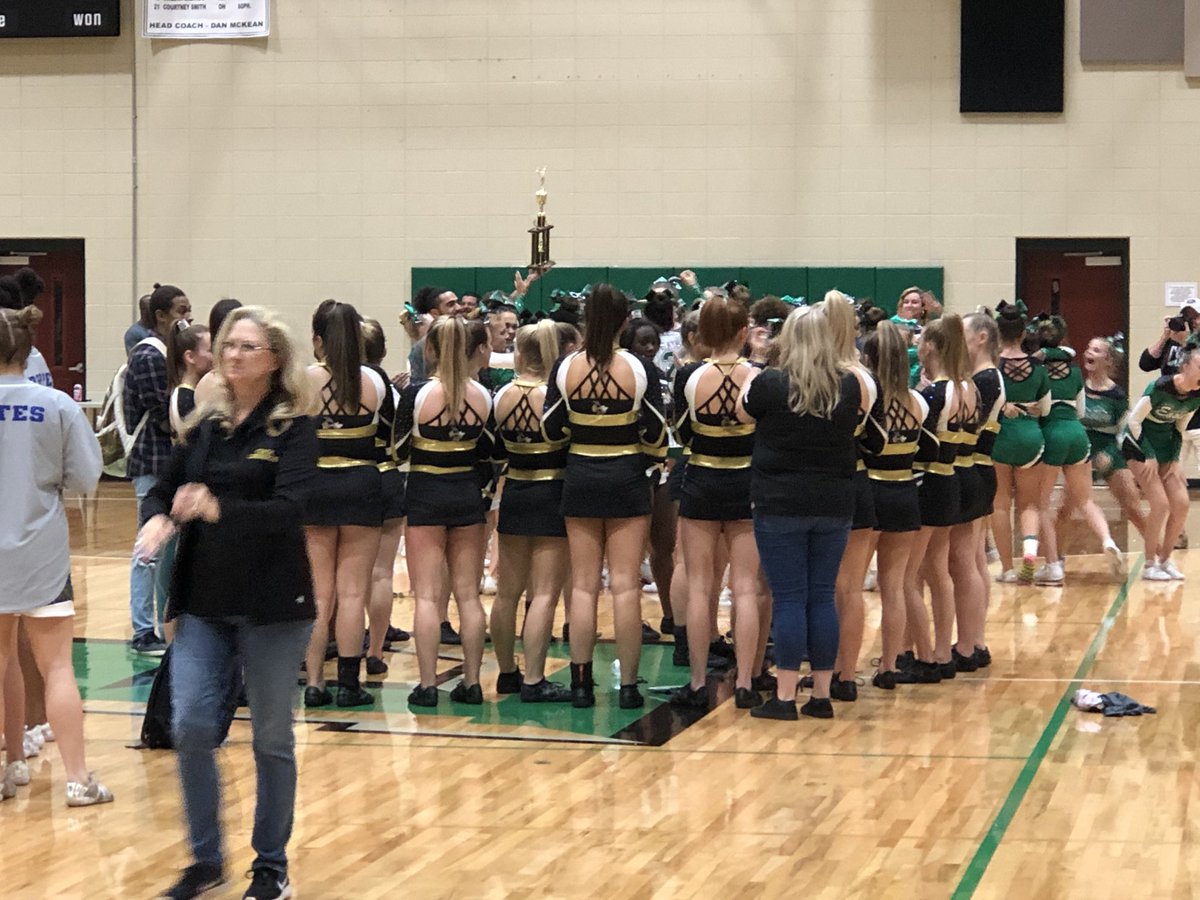 Region 1-5A Competition Cheer Champions, Easley!  #GoGreenRollWave