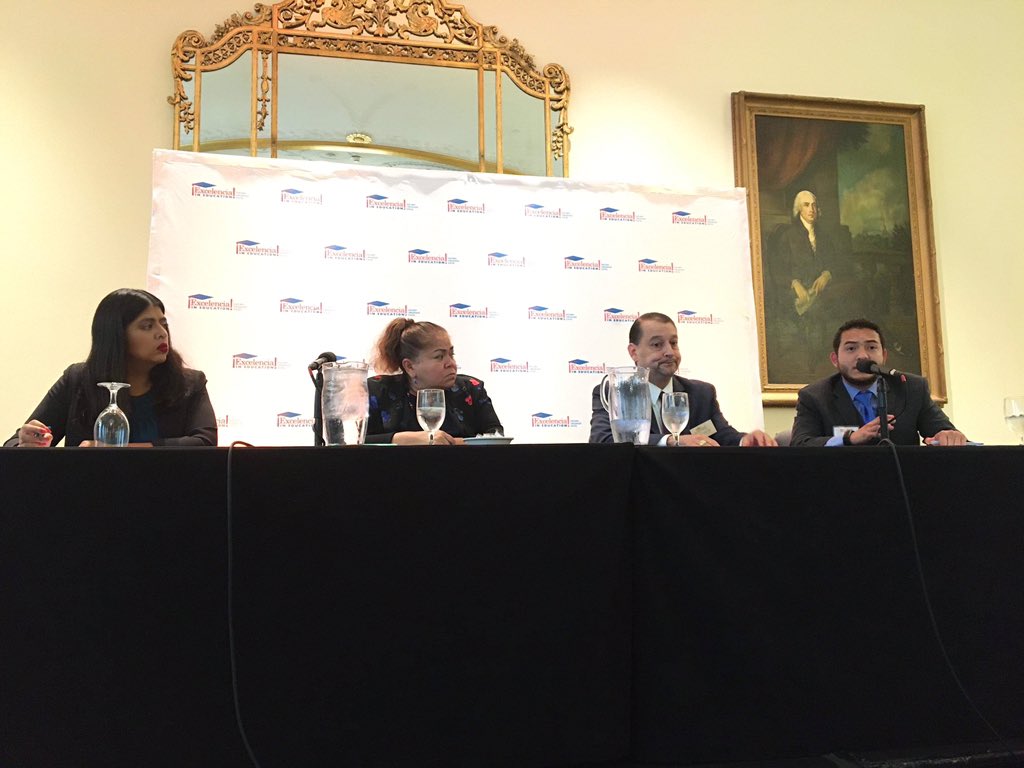 jnmiranda7's tweet photo. Thank you @EdExcelencia for inviting me to be part of a conversation on Higher Education Policy with a Latino lens at #ALASS2019! Humbled to share the stage with incredible experts & to meet great practitioners looking to best support latinx students! #CollegeAffordabilityAct https://t.co/pxOChwUoS4