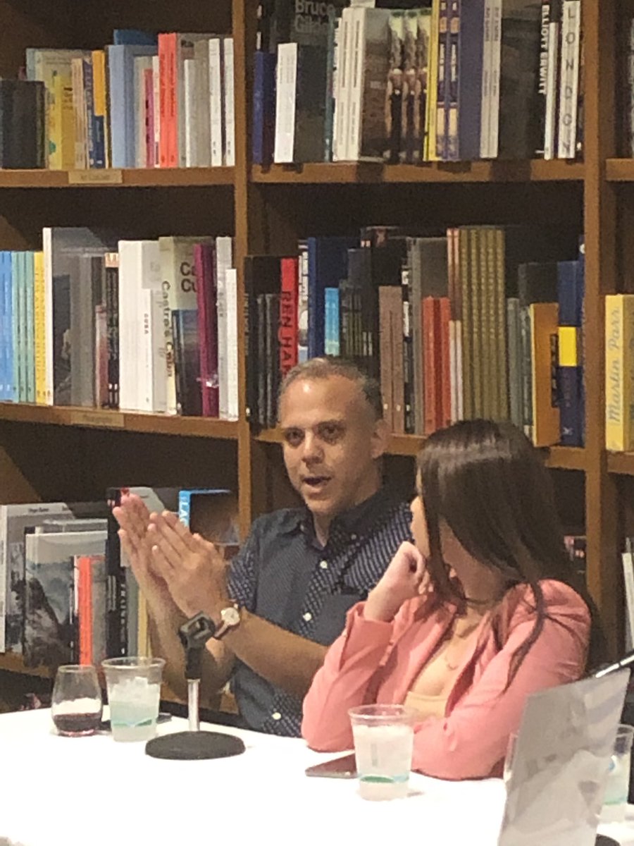 HPRA_MIA's tweet photo. @Carlos_Frias from @MiamiHeraldFood tells the crowd what inspires him to write a story: the “only in Miami” unique stories (think - croqueta bar!); beloved institutions; big openings and closings; underserved communities and those “weird Miami” stories we all LOVE! #Foodie Panel https://t.co/v8GBpAslsP