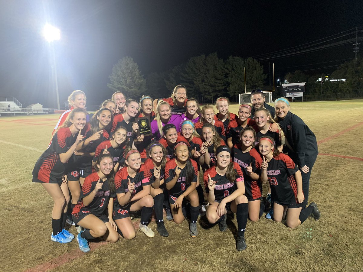 QOAthletics's tweet photo. REGION CHAMPS❗️❗️❗️

@QOAthletics 2
@Urbana_Hawks 0

@cszscores @QOHSPrin_Thomas @QOGS @WashPostHS @QOGS @TownCourier @QuinceOrchardHS https://t.co/bC6DpNohjY