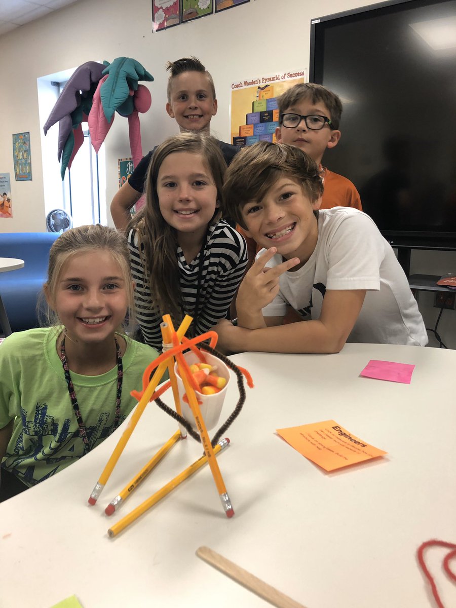KimMossGT's tweet photo. These awesome #MidloDI teams attempted Candy Corn Cauldron & Costumed Character IC today! #IamDI @MtPeak_Elem @LMiller_Elem @IDODI https://t.co/s4Qszl1E6Q