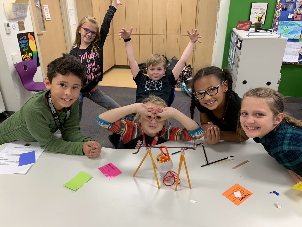 KimMossGT's tweet photo. These awesome #MidloDI teams attempted Candy Corn Cauldron & Costumed Character IC today! #IamDI @MtPeak_Elem @LMiller_Elem @IDODI https://t.co/s4Qszl1E6Q