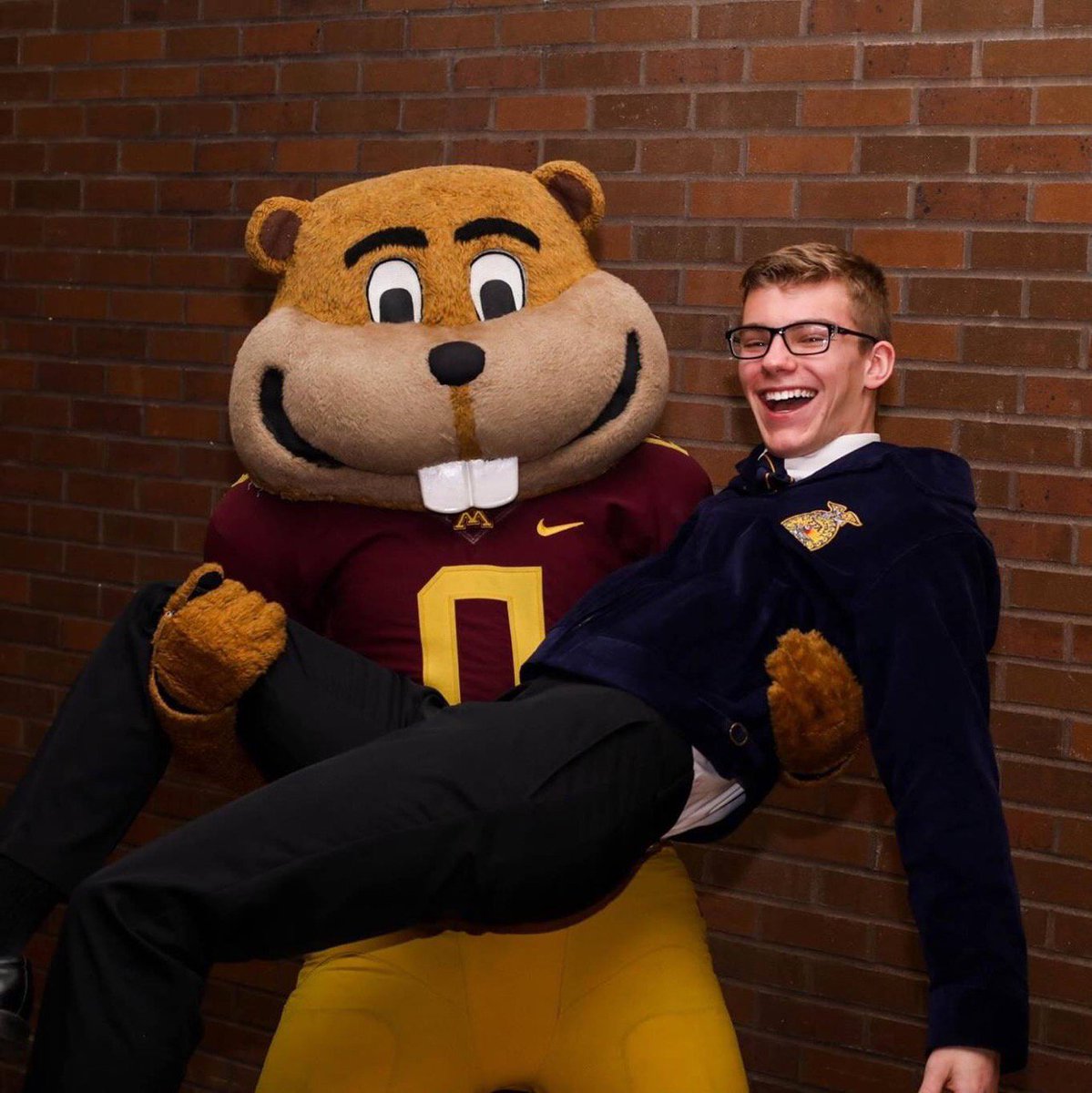 Kolesen Mccoy and Kegan Zimmermann have both advanced to the final round of the National FFA Officer Selection Process! We wish them the best of luck as they continue the interview process. 

If you are attending the Convention, stop by booth 2383 to visit with FH! #FFA19