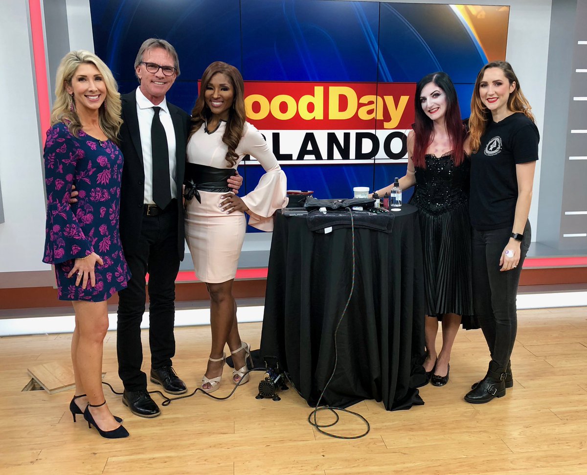 Fox35Danielle's tweet photo. Always great when @OrlandoBallet is in the house! Don’t miss #vampiresball @DrPhillipsCtr through Sunday. Thank you for bringing such creativity to the community! 👻 🧛♂️ #Fox35 #Fox35orlando https://t.co/GsnZjzYDKC