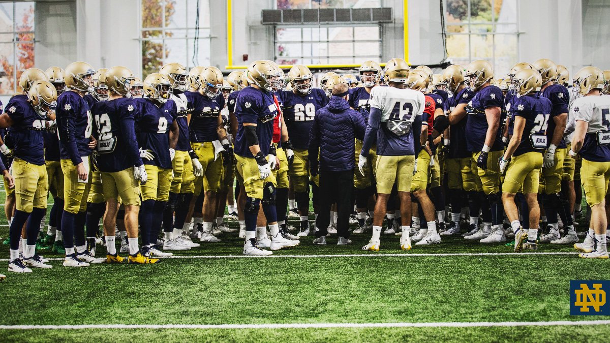 NDFootball's tweet photo. Accountable to each other. 

#GoIrish ☘️ #BeatHokies https://t.co/8zUIvQblNN