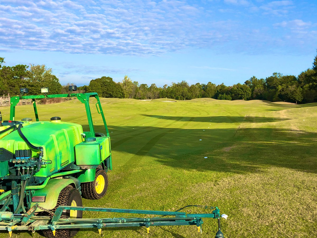 Campbell_Turf's tweet photo. It was a beautiful day to break in the ‘new’ ride on a beautiful course. As always, Thanks for having me out for your pre-emerge application @BrentLeBlanc7. Those 🦟 were some kind of fierce today! https://t.co/MAIujpXO33