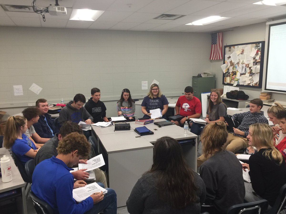 B_Litpics's tweet photo. Was Jefferson a hypocrite or a pragmatist? @NorthDecaturHS #1dccs #socraticseminar #takeastance #theyknowtheirstuff https://t.co/5XQmeReTSN
