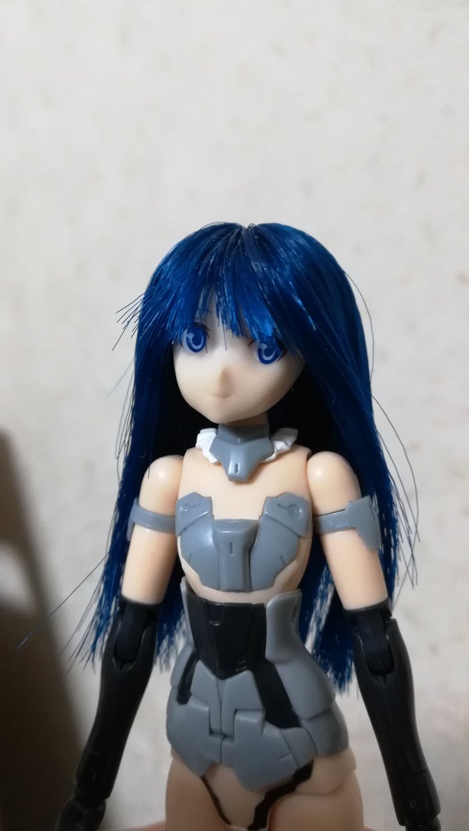 てけ めがねっ子推し フレガの自作植毛ヘッド 前髪もカットしてみました あとはスタイリングが決まって髪型が安定したら完成かな フレームアームズガール マテリア Fag植毛