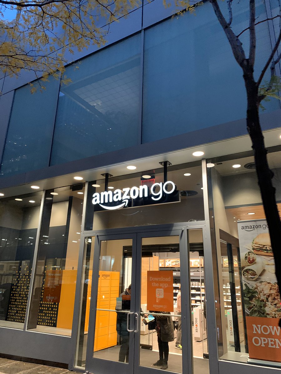 pops_88's tweet photo. Hit this #amazongo store in #NewYorkCity today...talk about a frictionless experience! #nocheckout @amazon https://t.co/dGy6mwWVzd