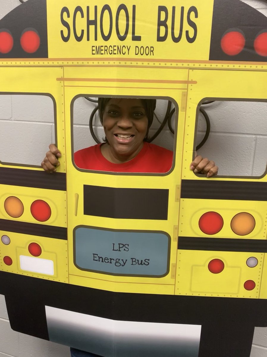 LPSbirdiesPC's tweet photo. The Energy Bus is coming to a classroom near you! #ticketsofappreciation #noenergyvampiresallowed #positiveculture https://t.co/JKww4MhaZ1