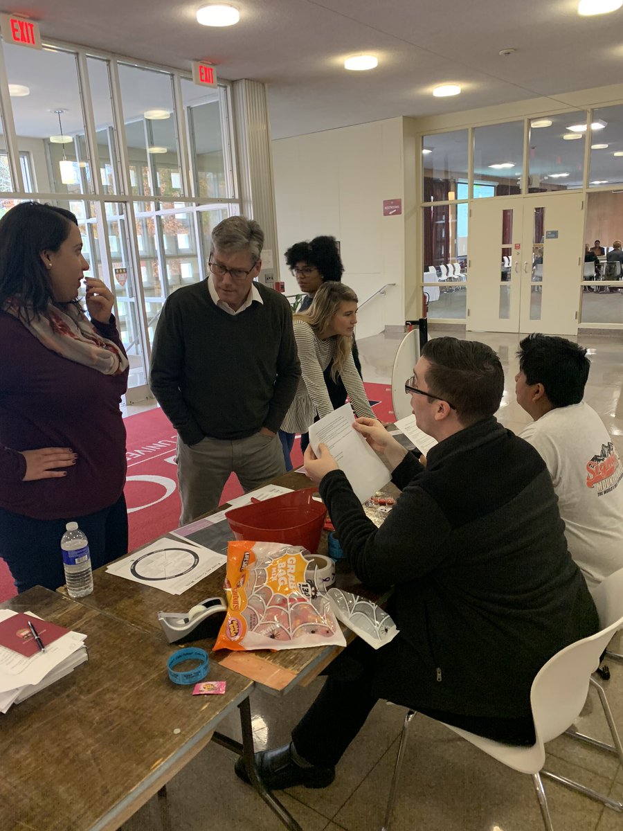 bbuoniconti's tweet photo. Today the @RegisNeighborIX and PrideStanders reminded us that #LoveDoesNotHurt. Thank you for your work and advocacy about healthy relationships at @RegisCollege_MA https://t.co/AkNH6m7YfE